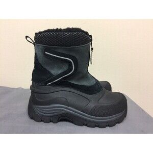 Target Boys Snow Boots Black And Gray  Suede Upper size 11